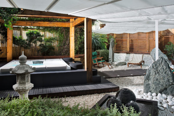 Two Bedroom Suite with Zen Garden (2)